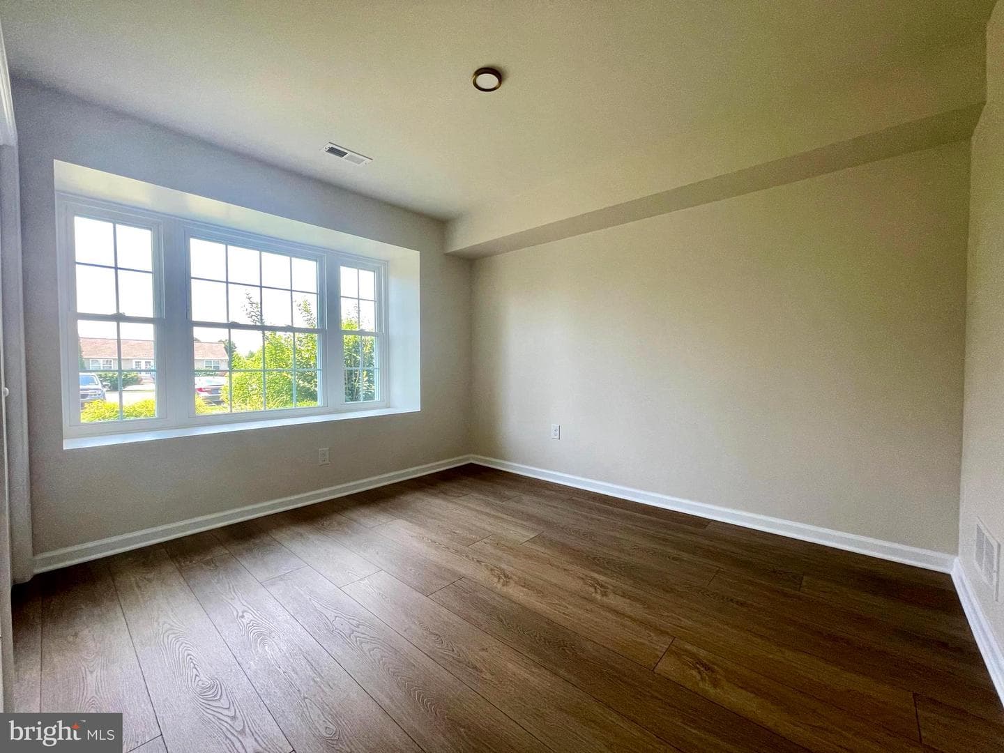 101 Lexington Way photo 14