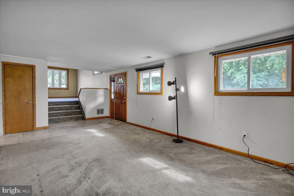 200 Columbia Avenue photo 4
