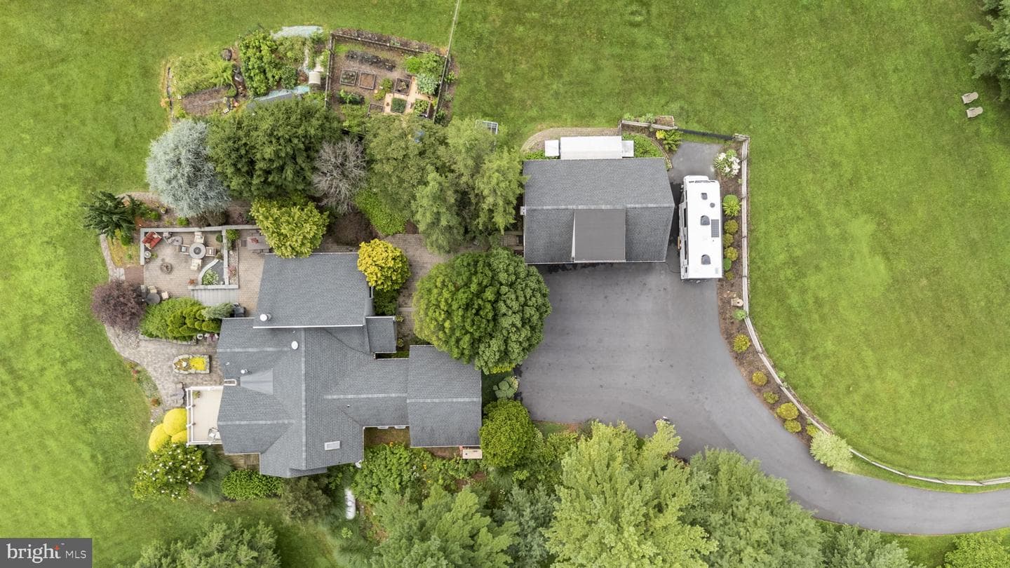 125 Klopp Road photo 16