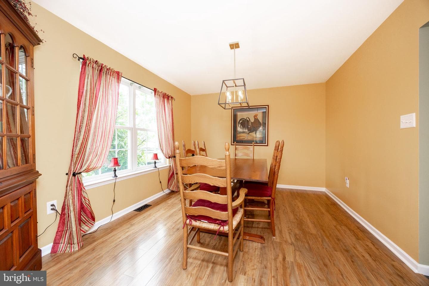 420 Appian Way photo 16
