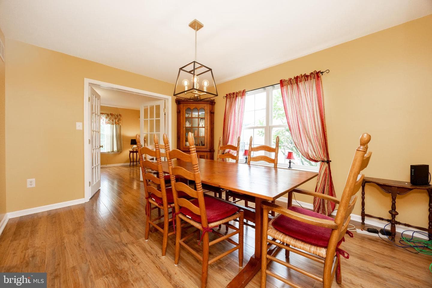 420 Appian Way photo 17