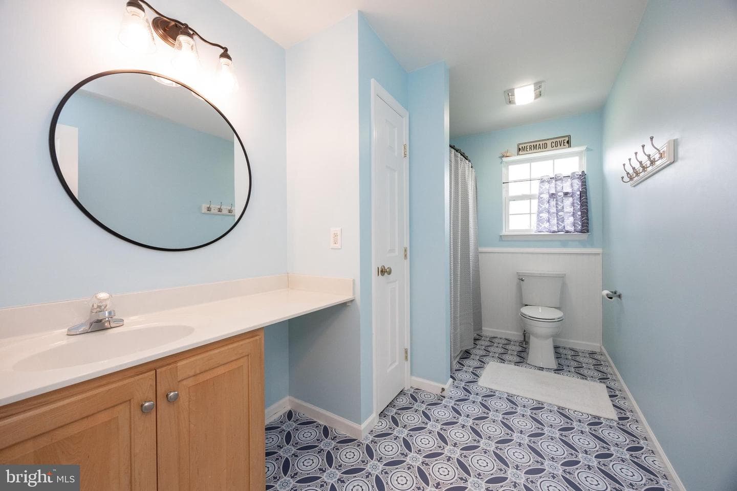 420 Appian Way photo 25