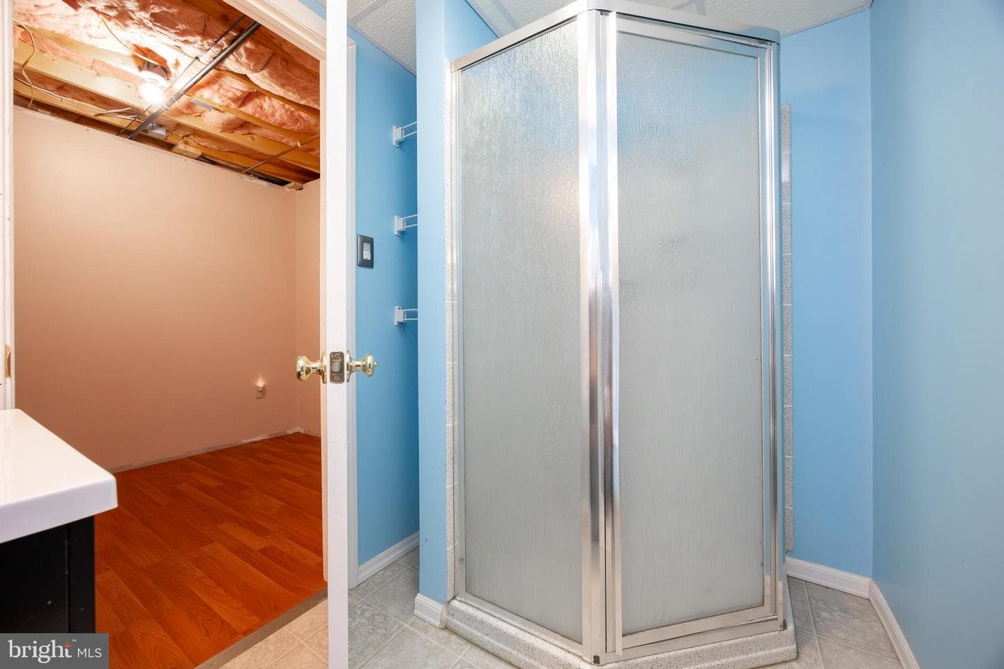 420 Appian Way photo 32
