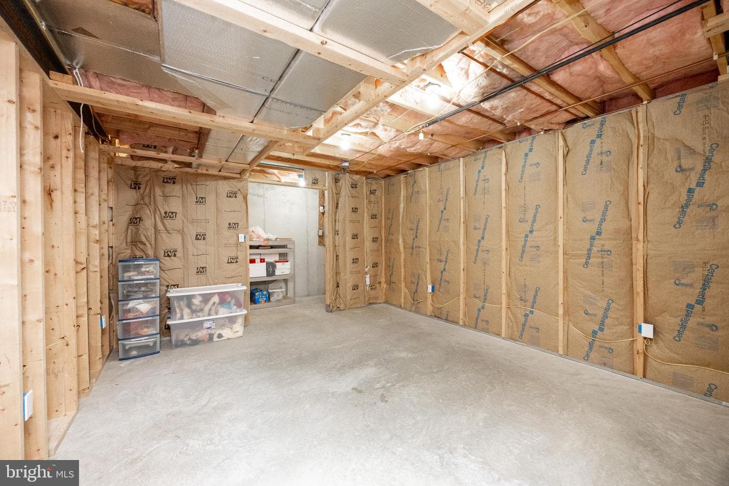 420 Appian Way photo 34