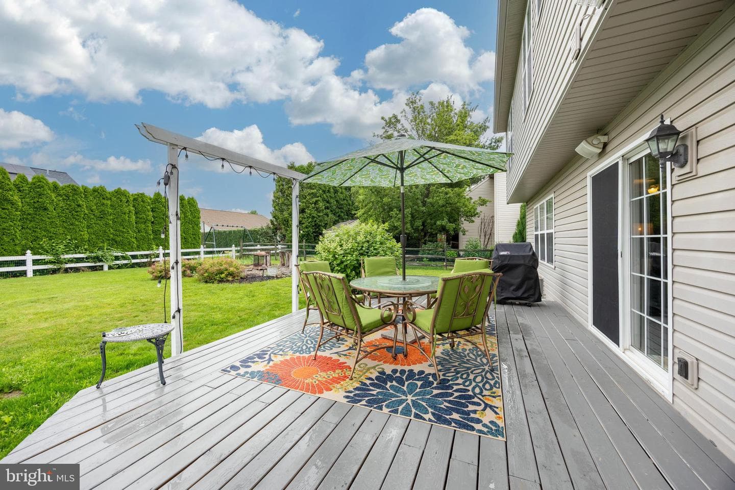 420 Appian Way photo 7