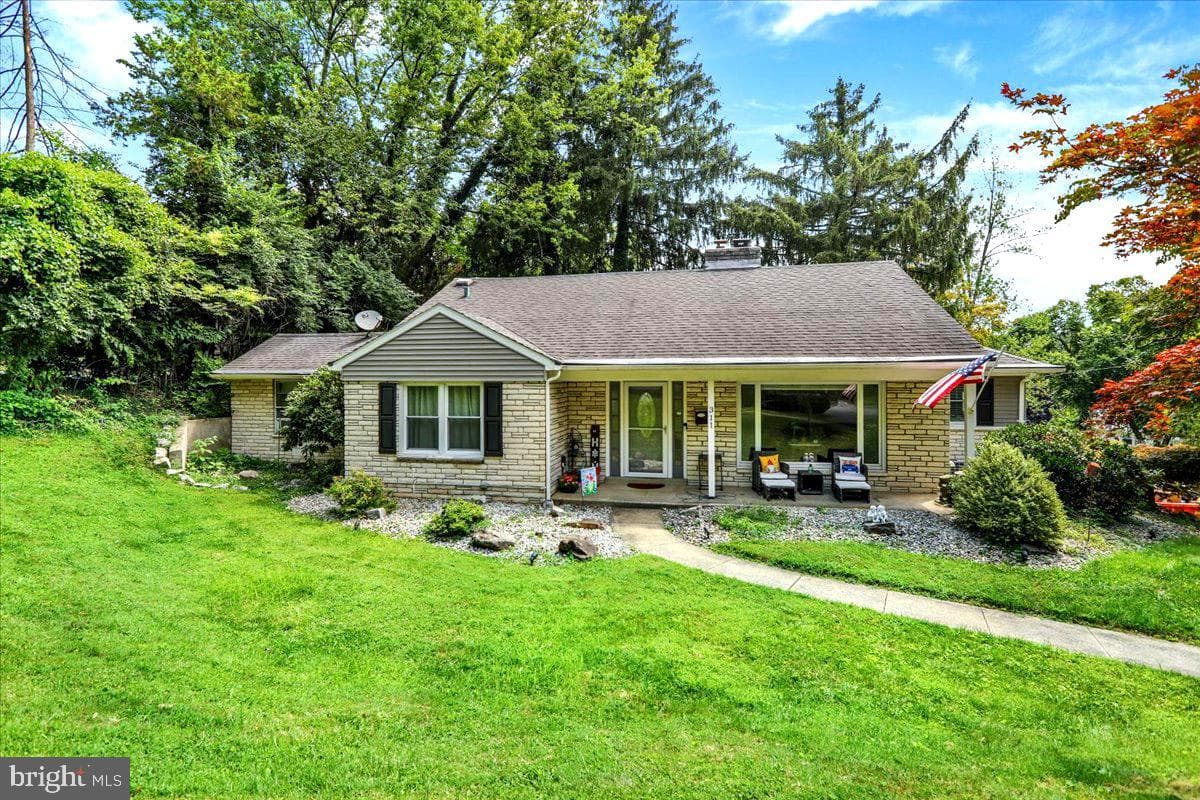 311 Lynoak Avenue photo 1