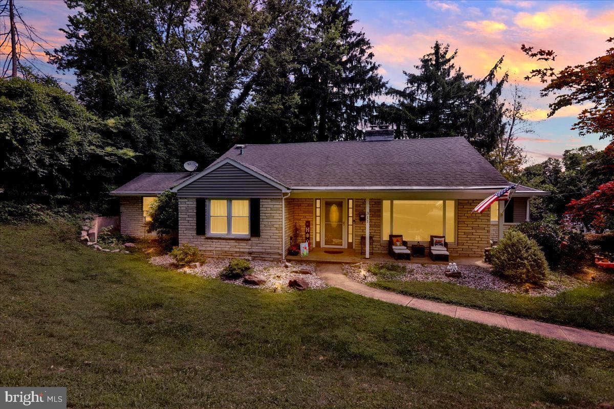 311 Lynoak Avenue photo 25