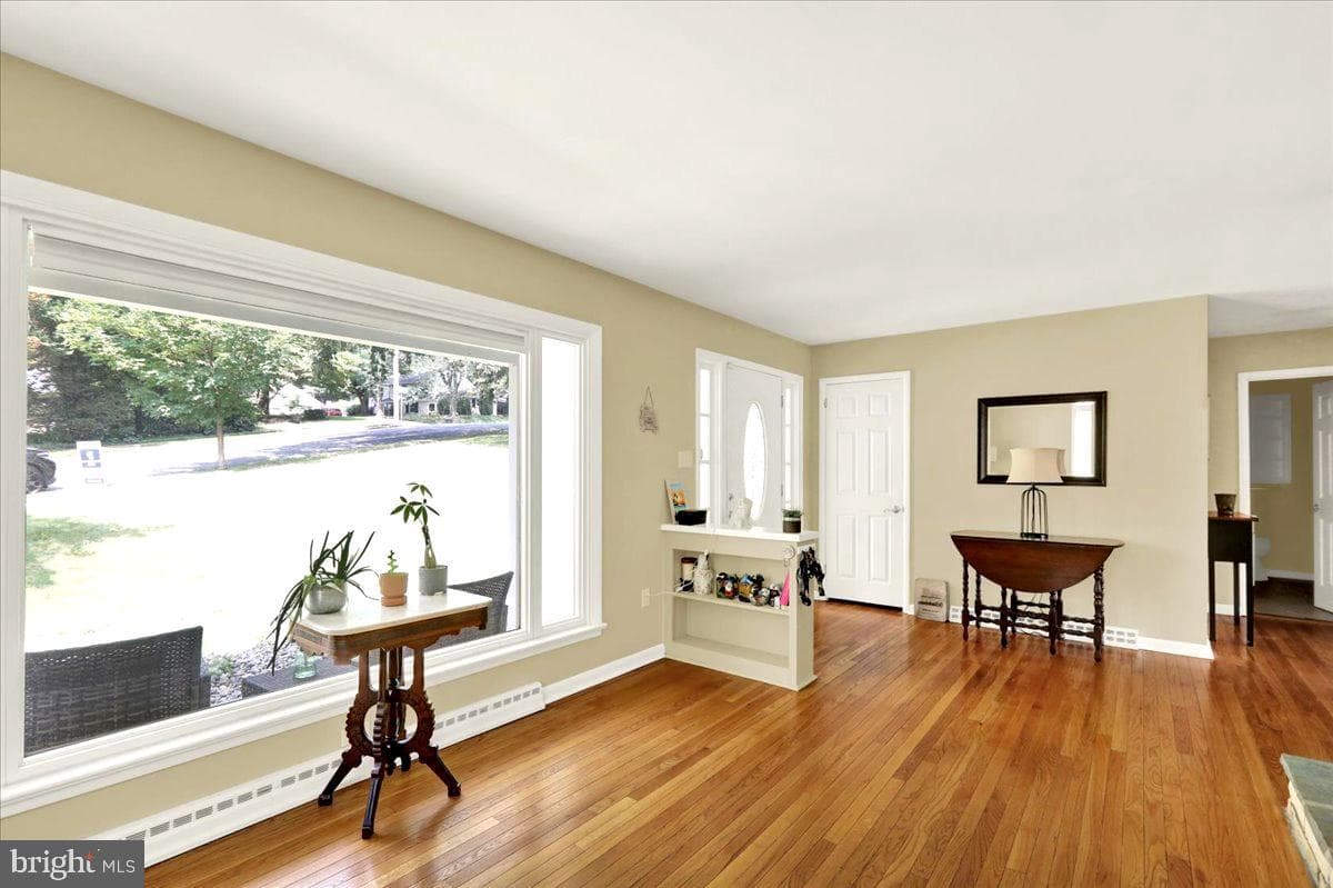 311 Lynoak Avenue photo 3