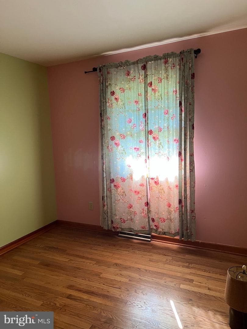 436 E Walnut Street photo 13