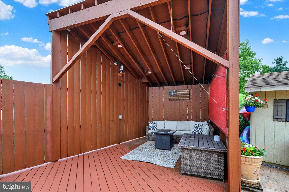 4418 Del Mar Drive photo 34