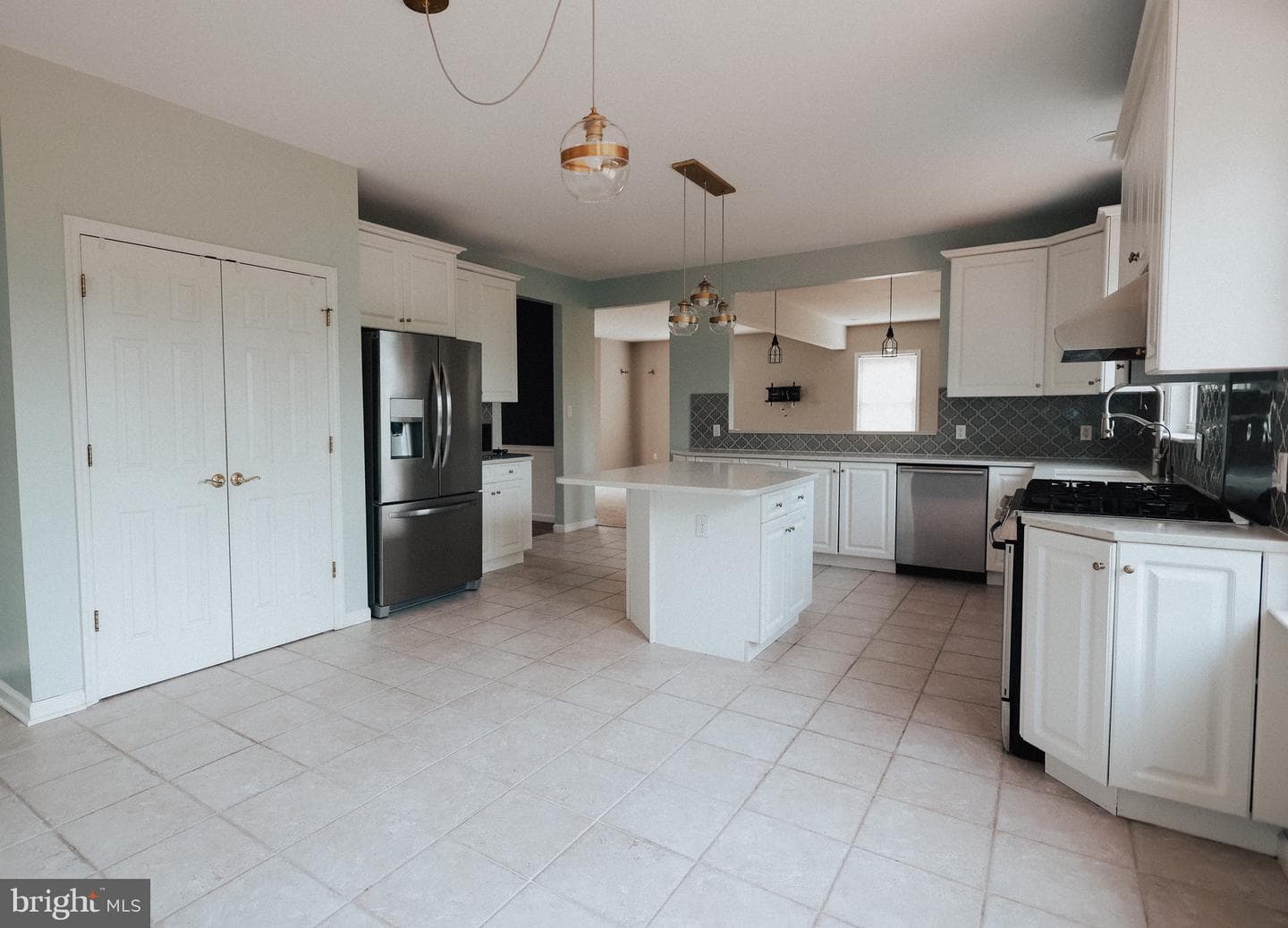 37 Sycamore Drive photo 9