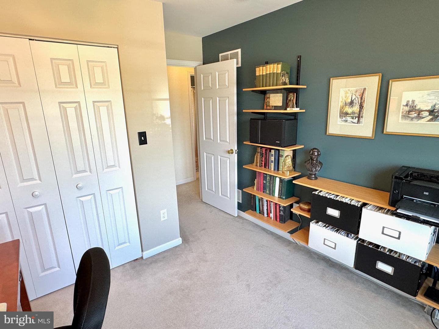 16 Seltzer Avenue photo 24