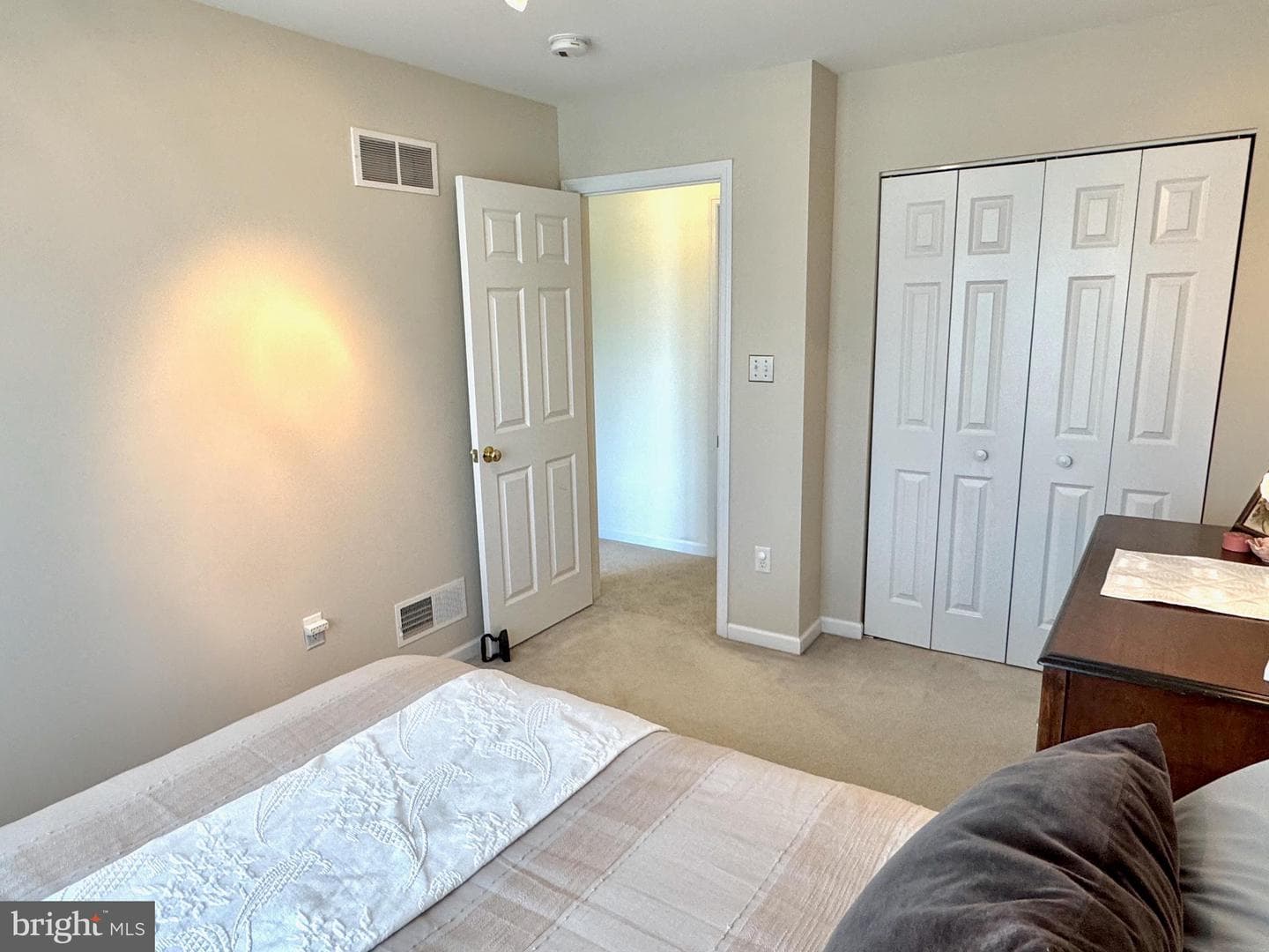 16 Seltzer Avenue photo 27