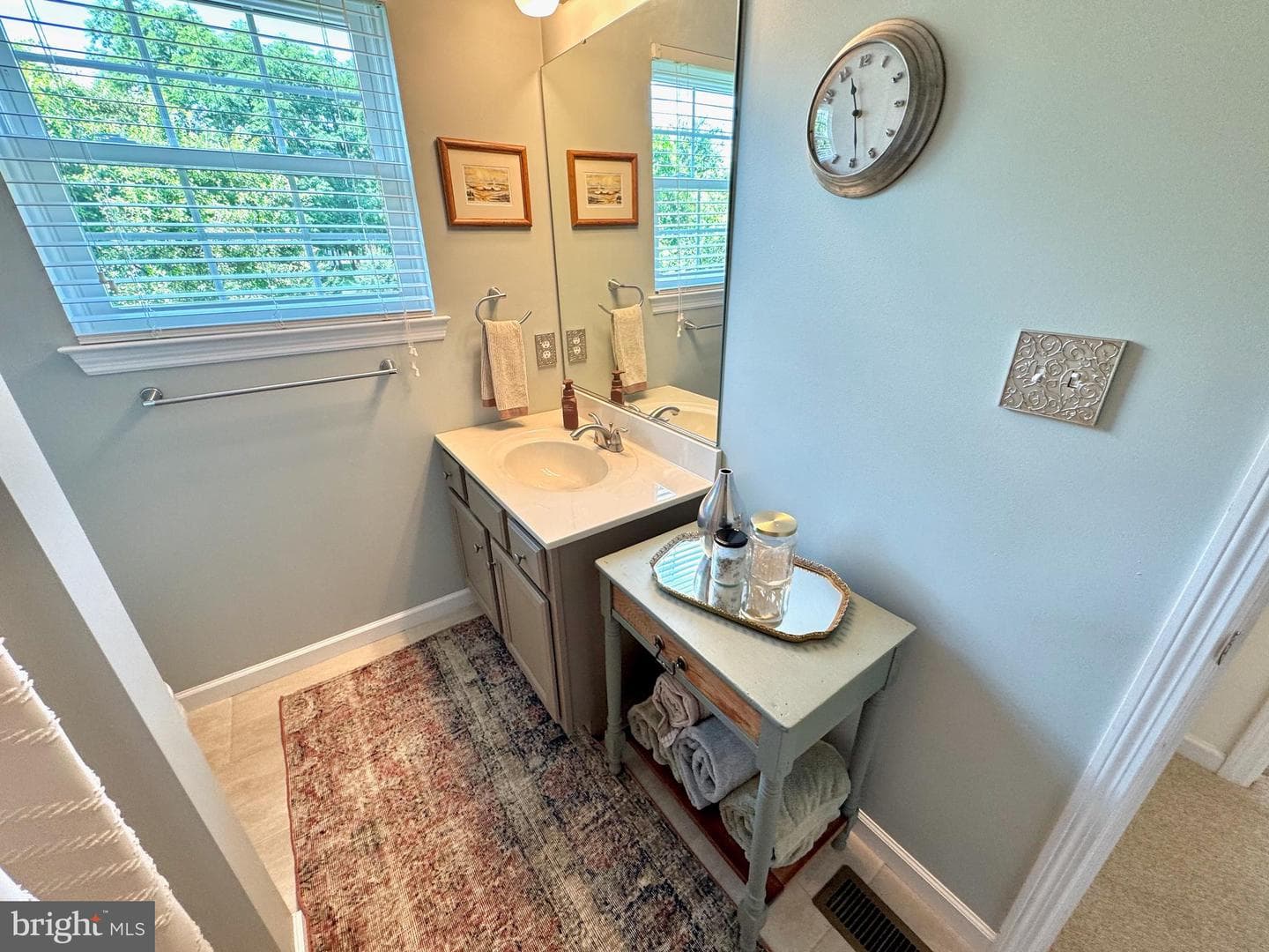 16 Seltzer Avenue photo 30