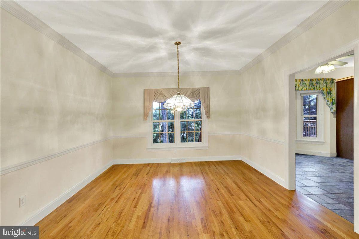 61 Grandview photo 13