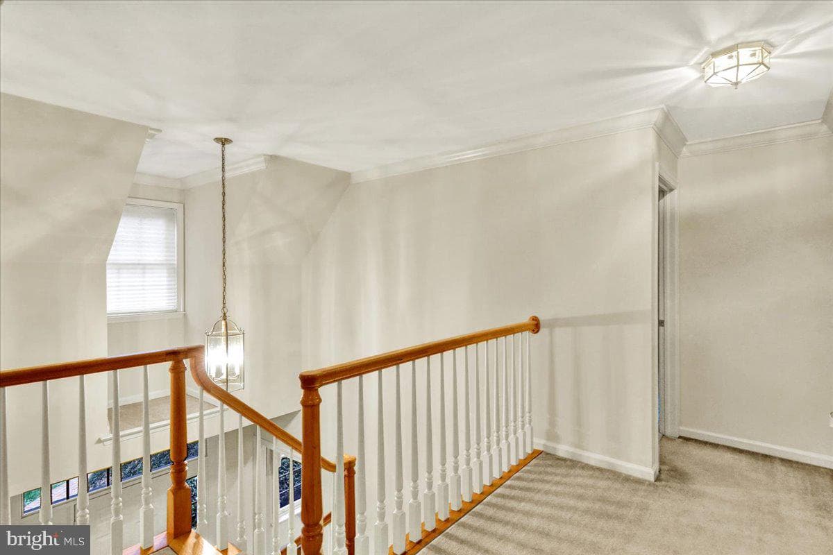 61 Grandview photo 28