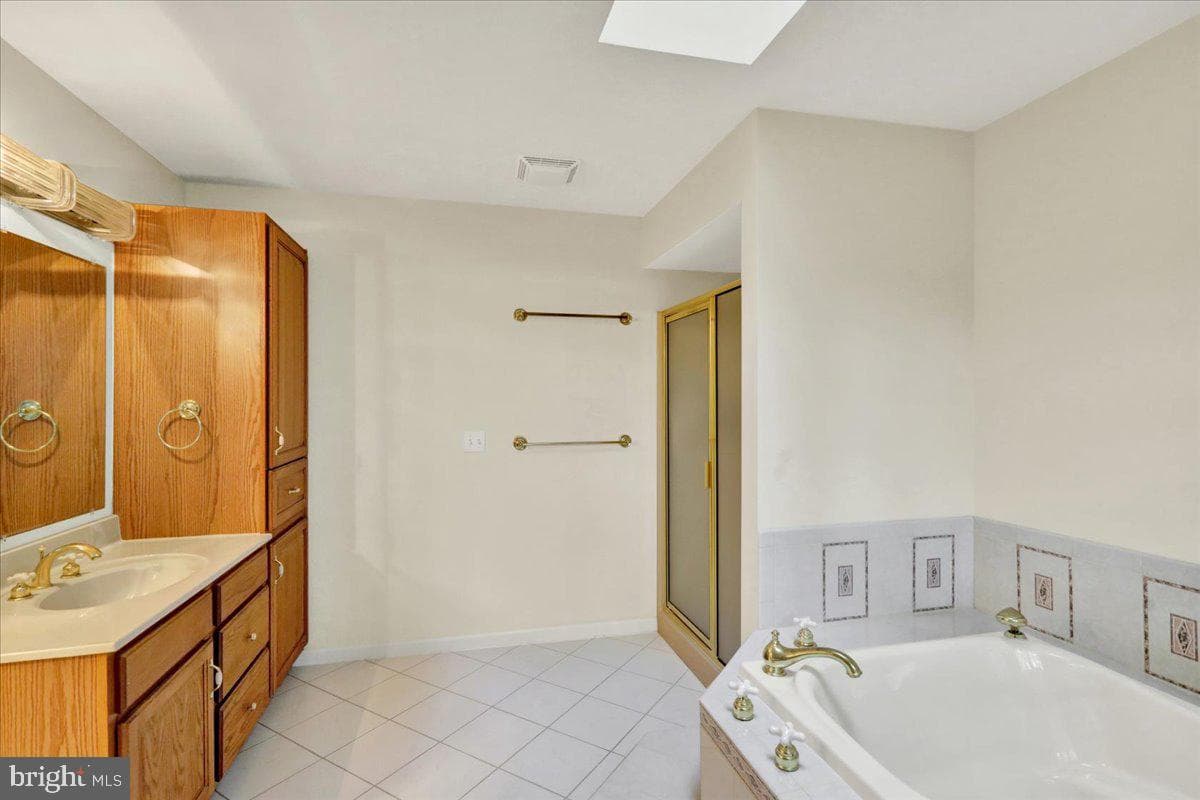 61 Grandview photo 35
