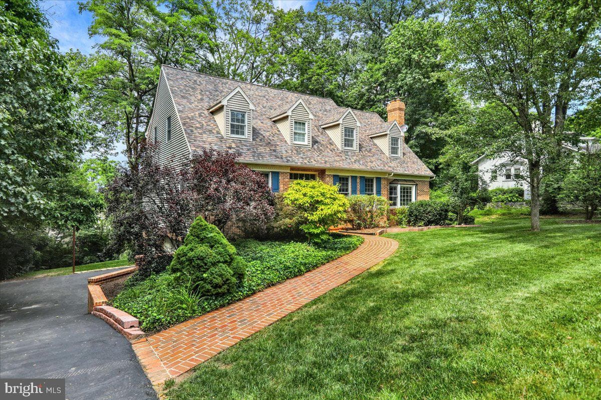 61 Grandview photo 4