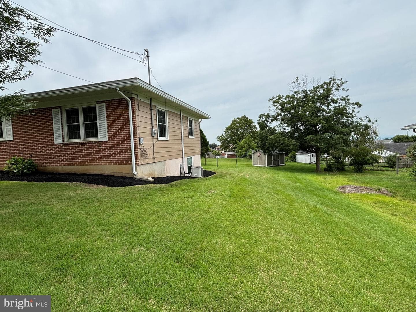 330 S Willow Street photo 4