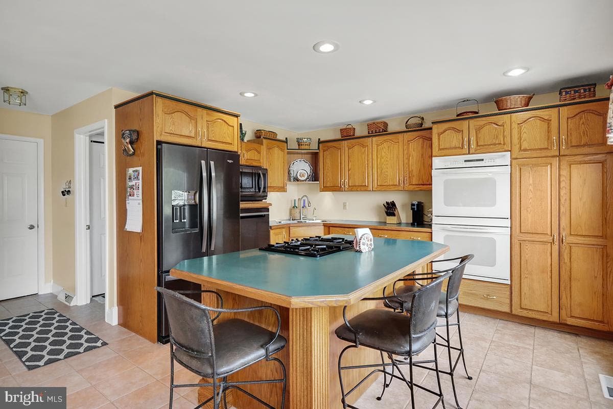 2607 Tennyson Avenue photo 18
