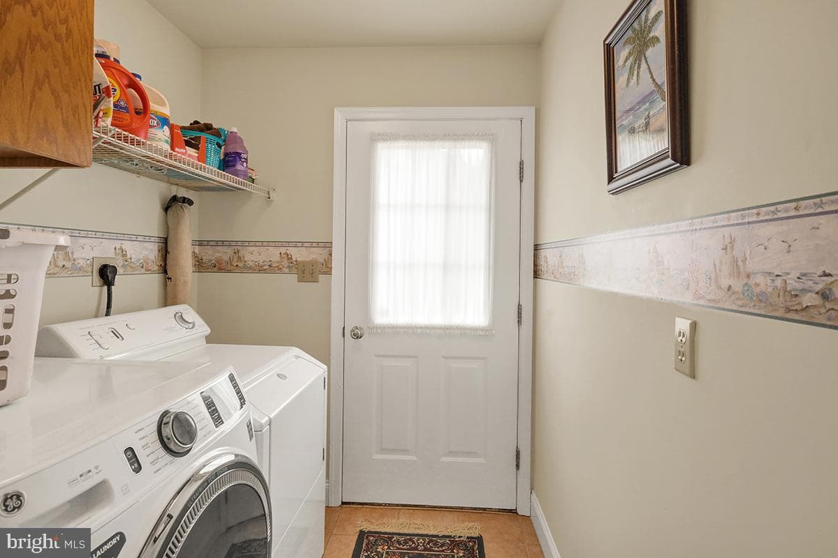 2607 Tennyson Avenue photo 20