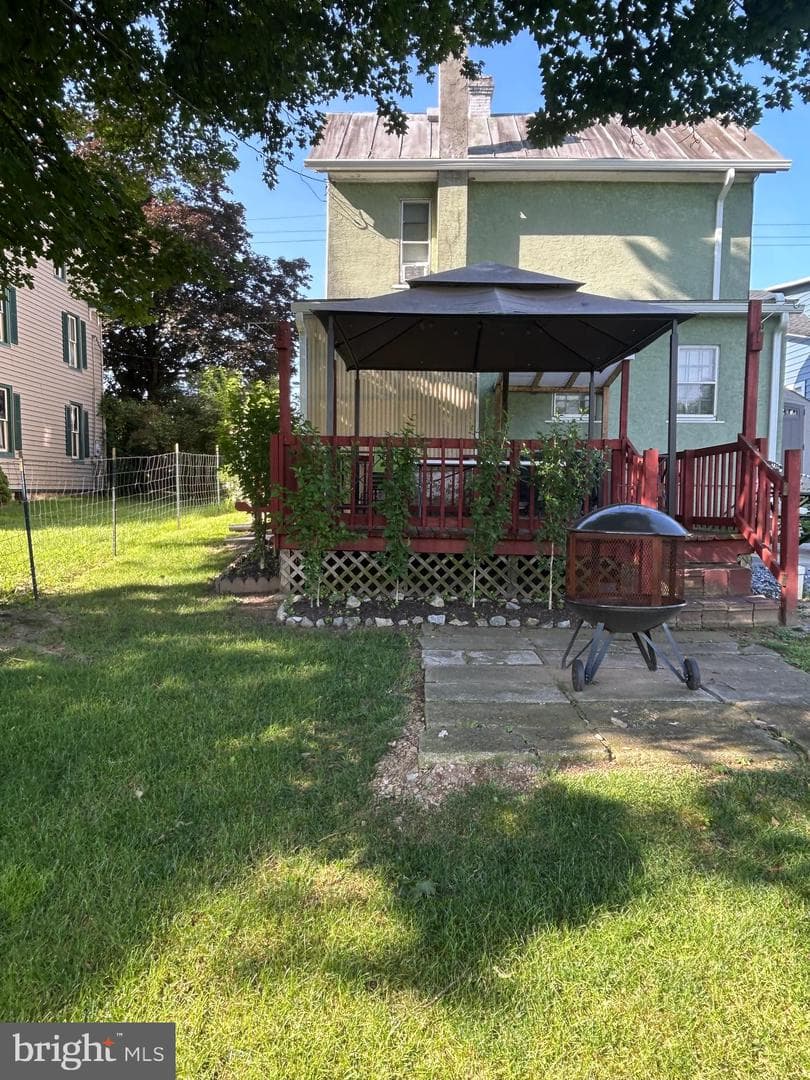 467 Godfrey Street photo 3