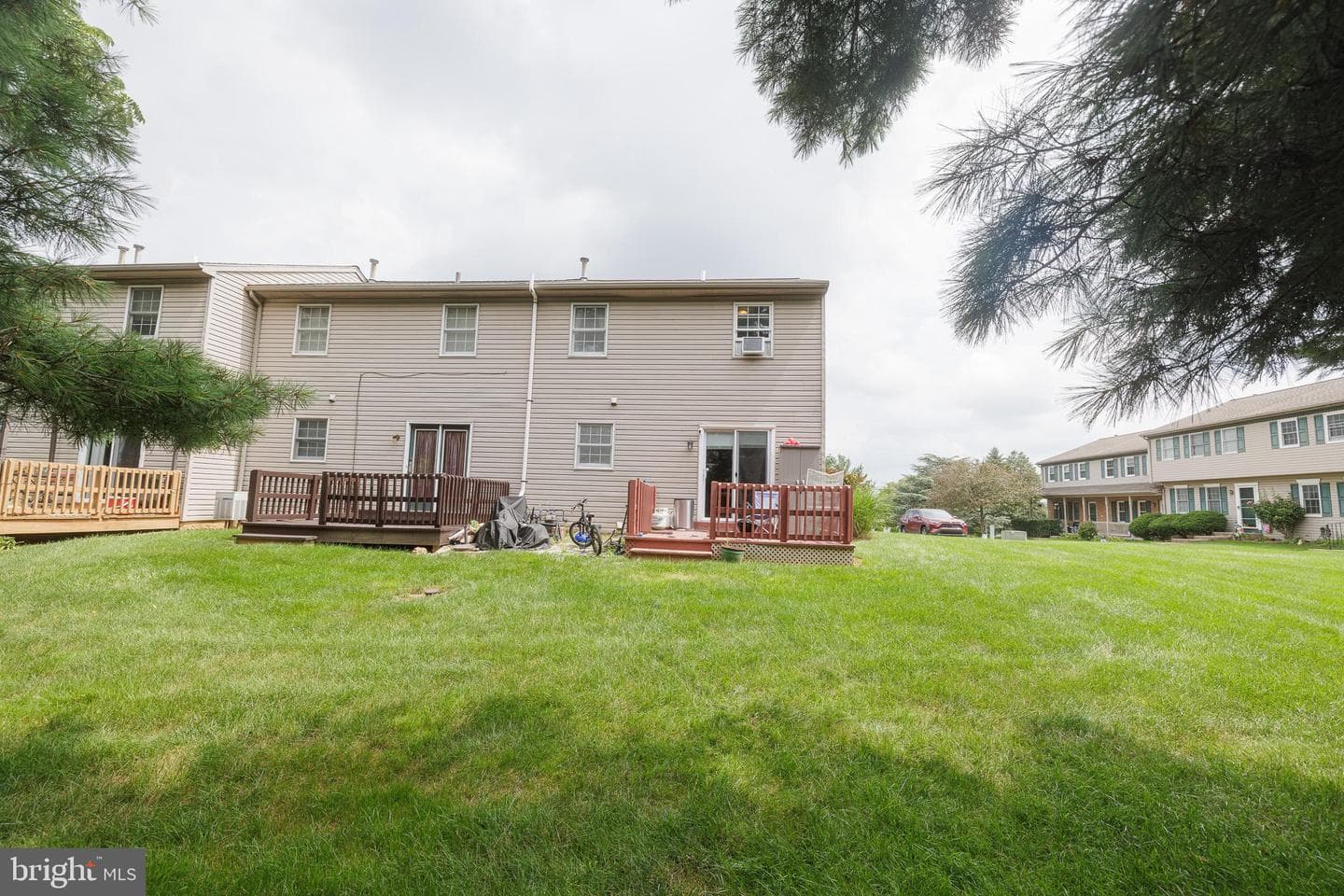 3022 Oak photo 25