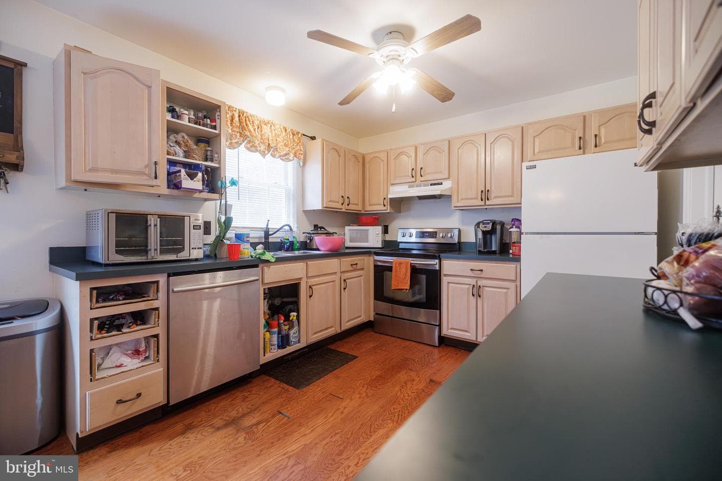 3022 Oak photo 9