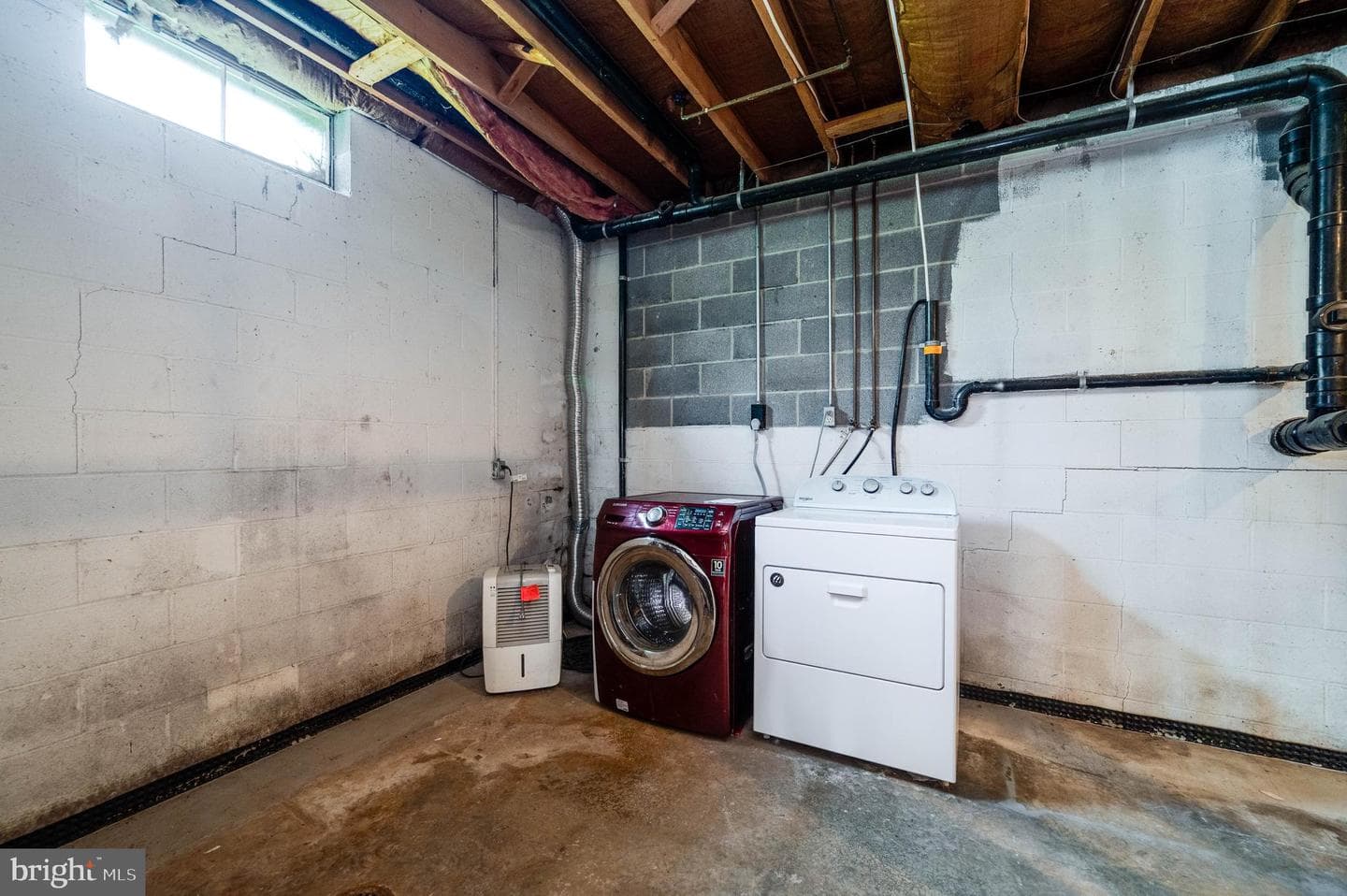 425 Grove Avenue photo 46
