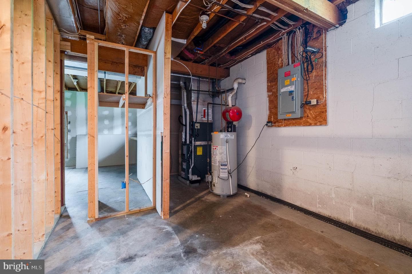 425 Grove Avenue photo 47