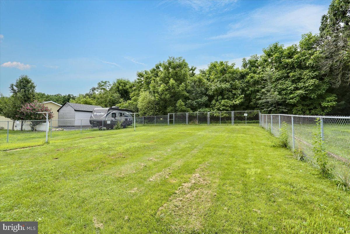 105 W Wesner Road photo 24