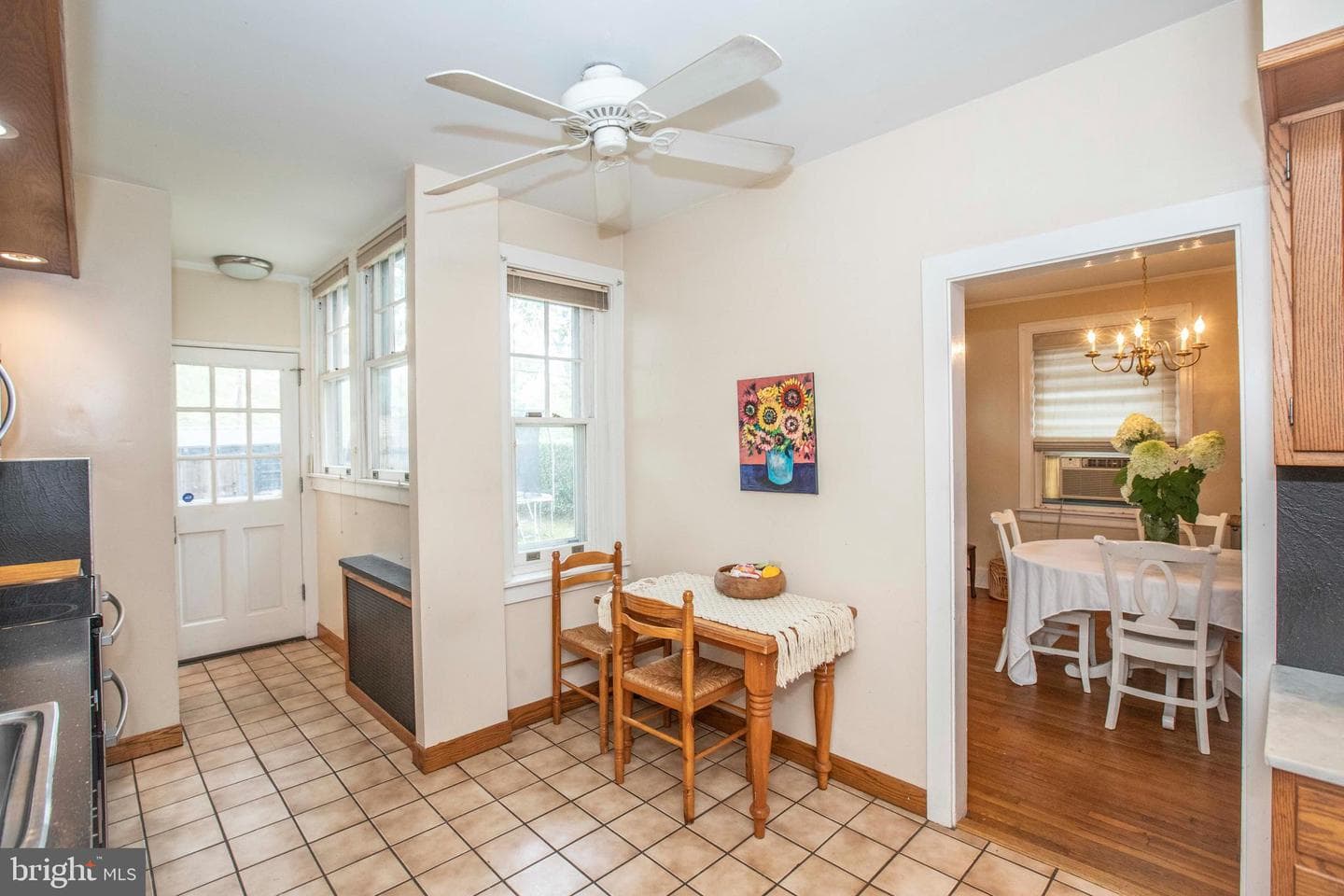1407 Delaware photo 10