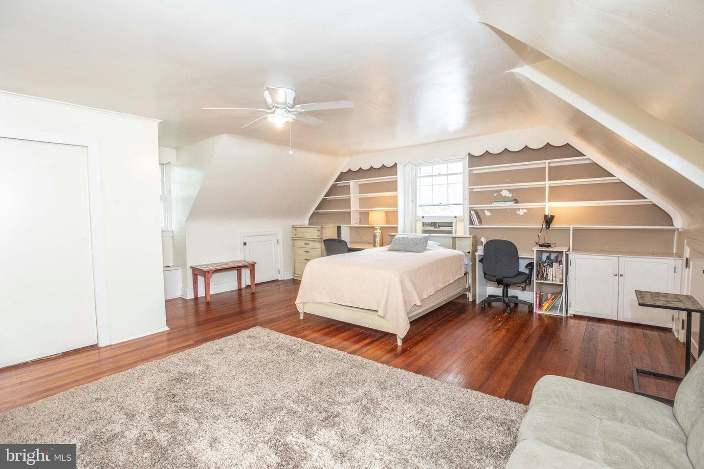 1407 Delaware photo 23