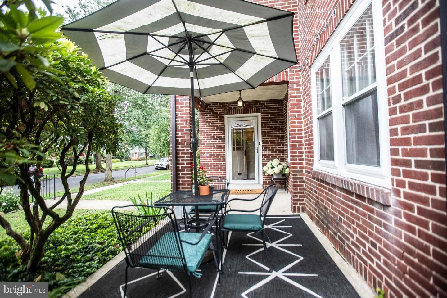 1407 Delaware photo 4