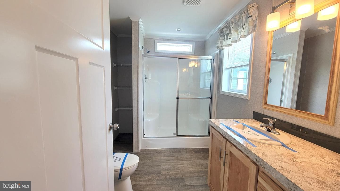 4 Joseph Avenue photo 12