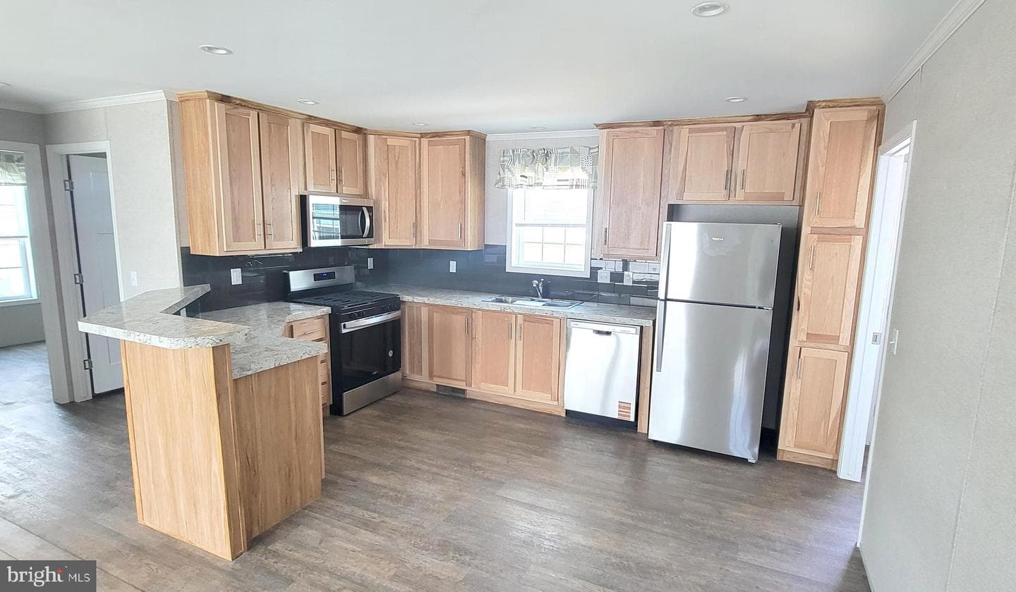 4 Joseph Avenue photo 7