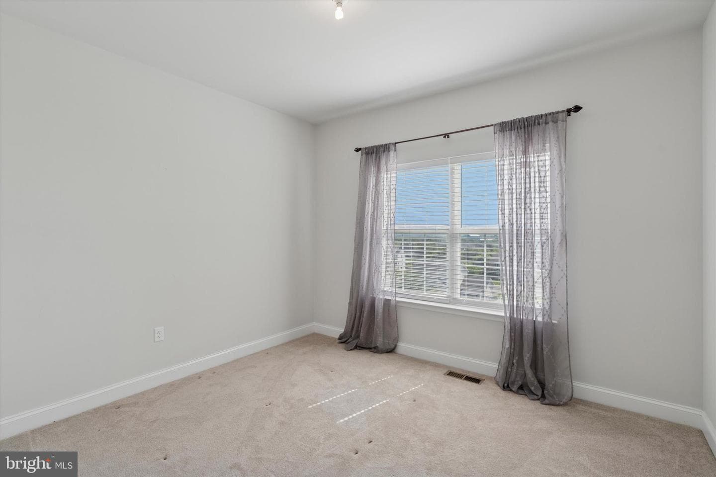 217 Woodbrook Drive photo 30