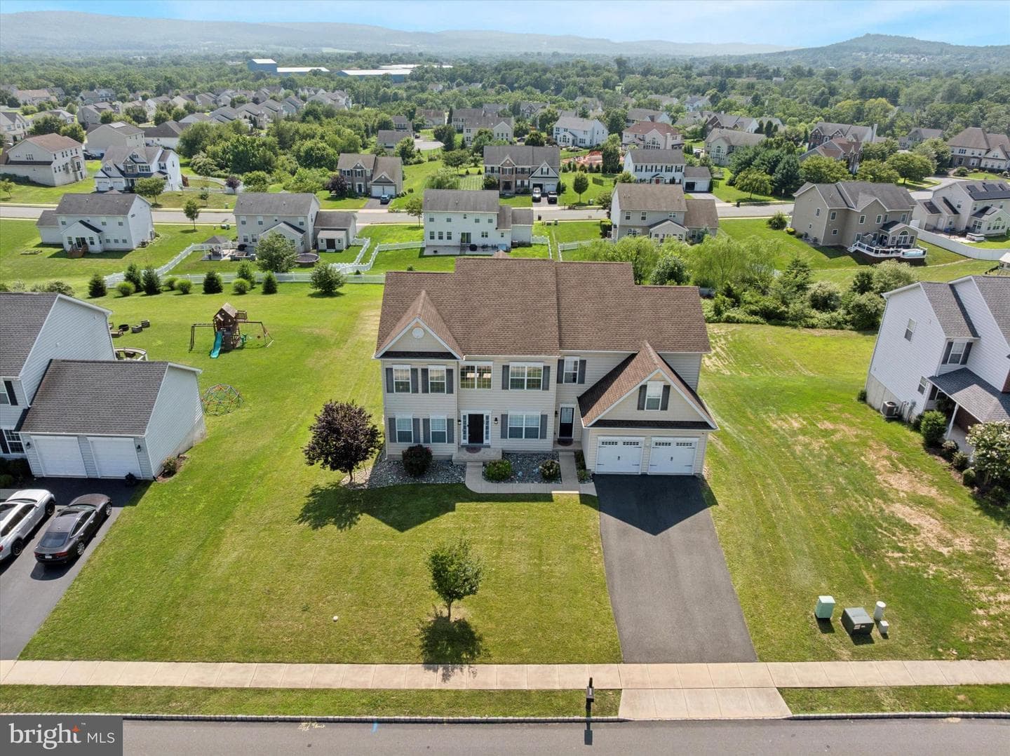 217 Woodbrook Drive photo 35