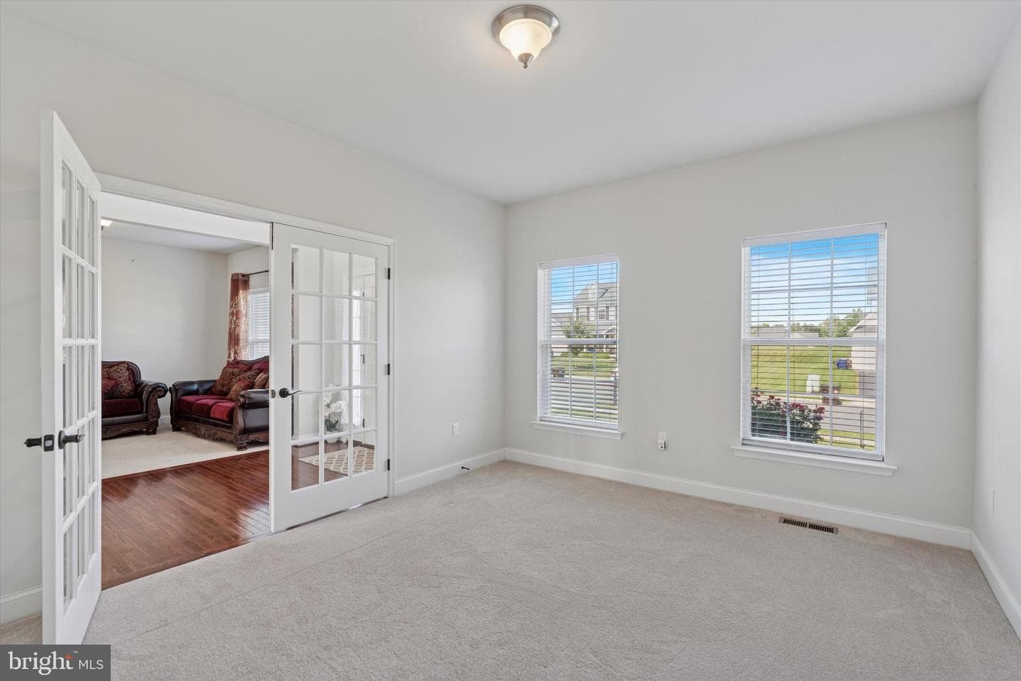 217 Woodbrook Drive photo 8