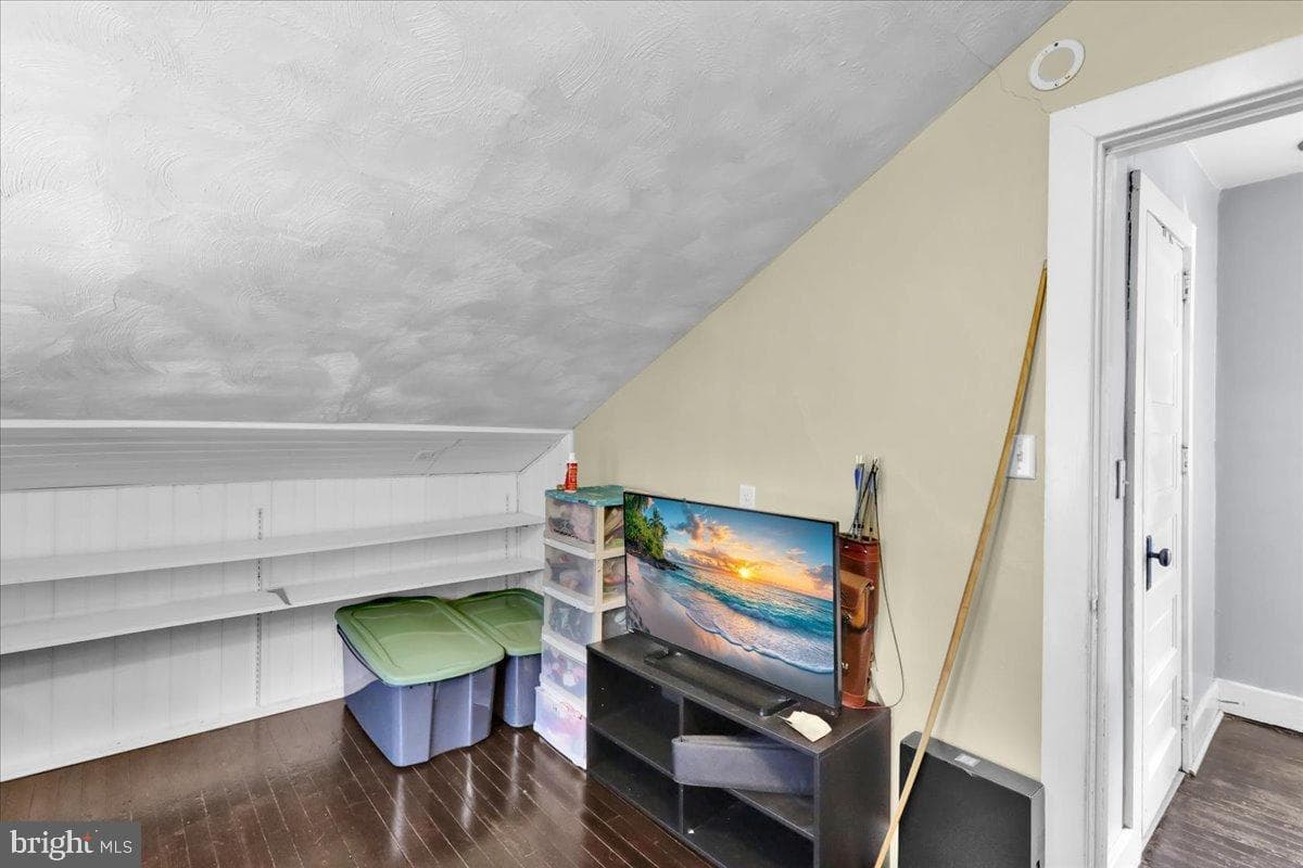 1313 Carsonia Avenue photo 13