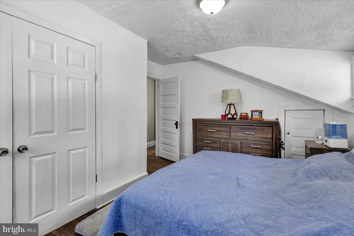 1313 Carsonia Avenue photo 15