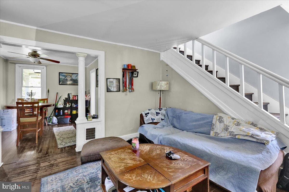 1313 Carsonia Avenue photo 6