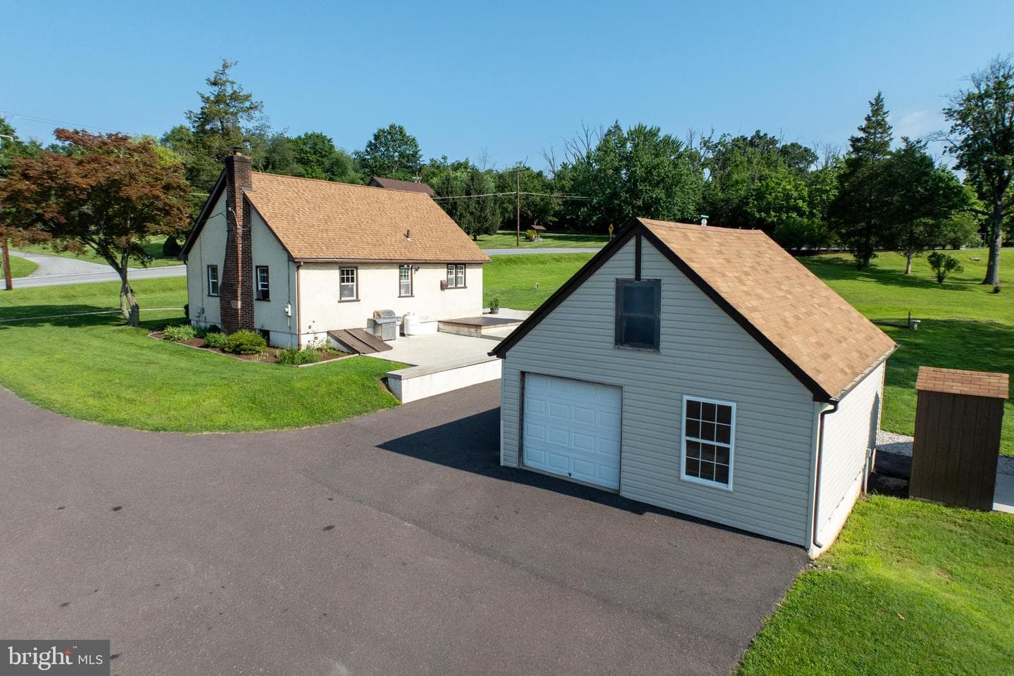 131 Squirrel Hollow Road photo 23