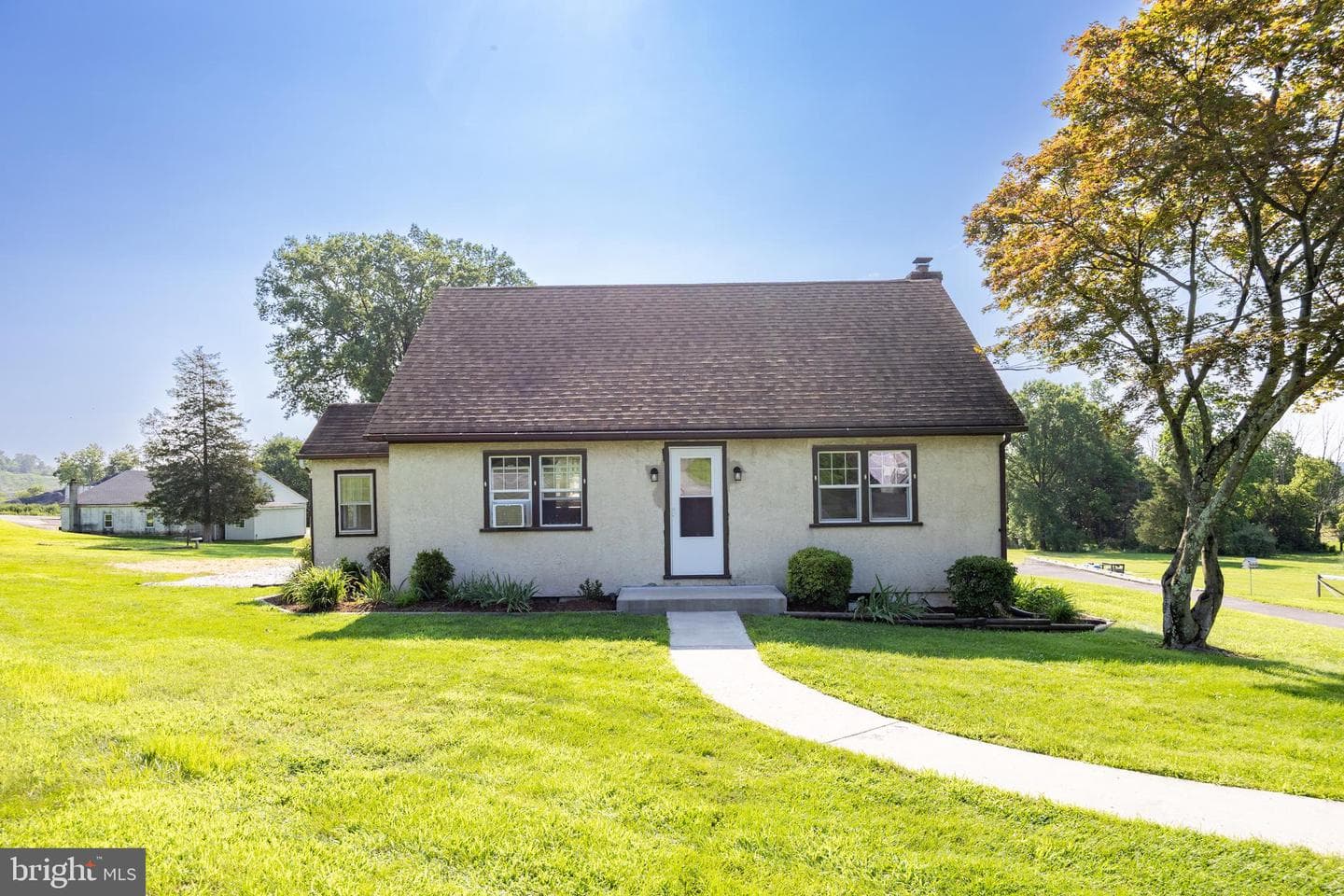 131 Squirrel Hollow Road photo 37