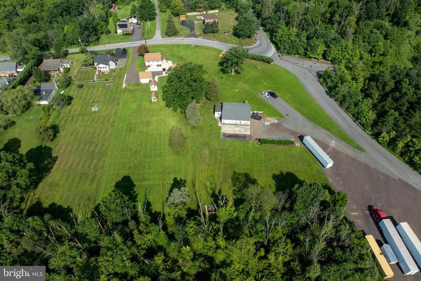 131 Squirrel Hollow Road photo 53