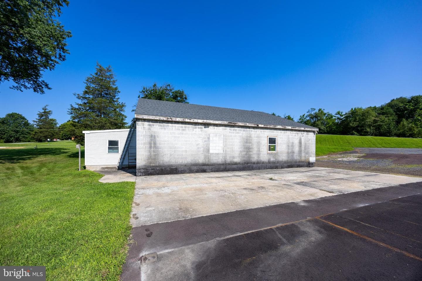 131 Squirrel Hollow Road photo 55