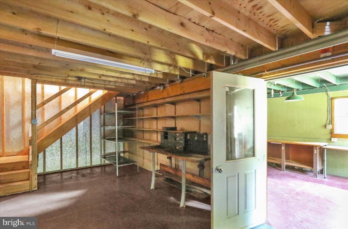 843 Ridgeway Road photo 20