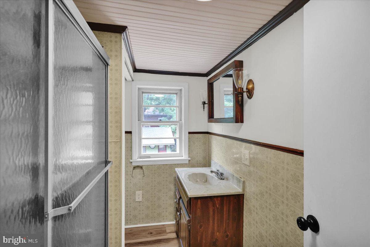 843 Ridgeway Road photo 45