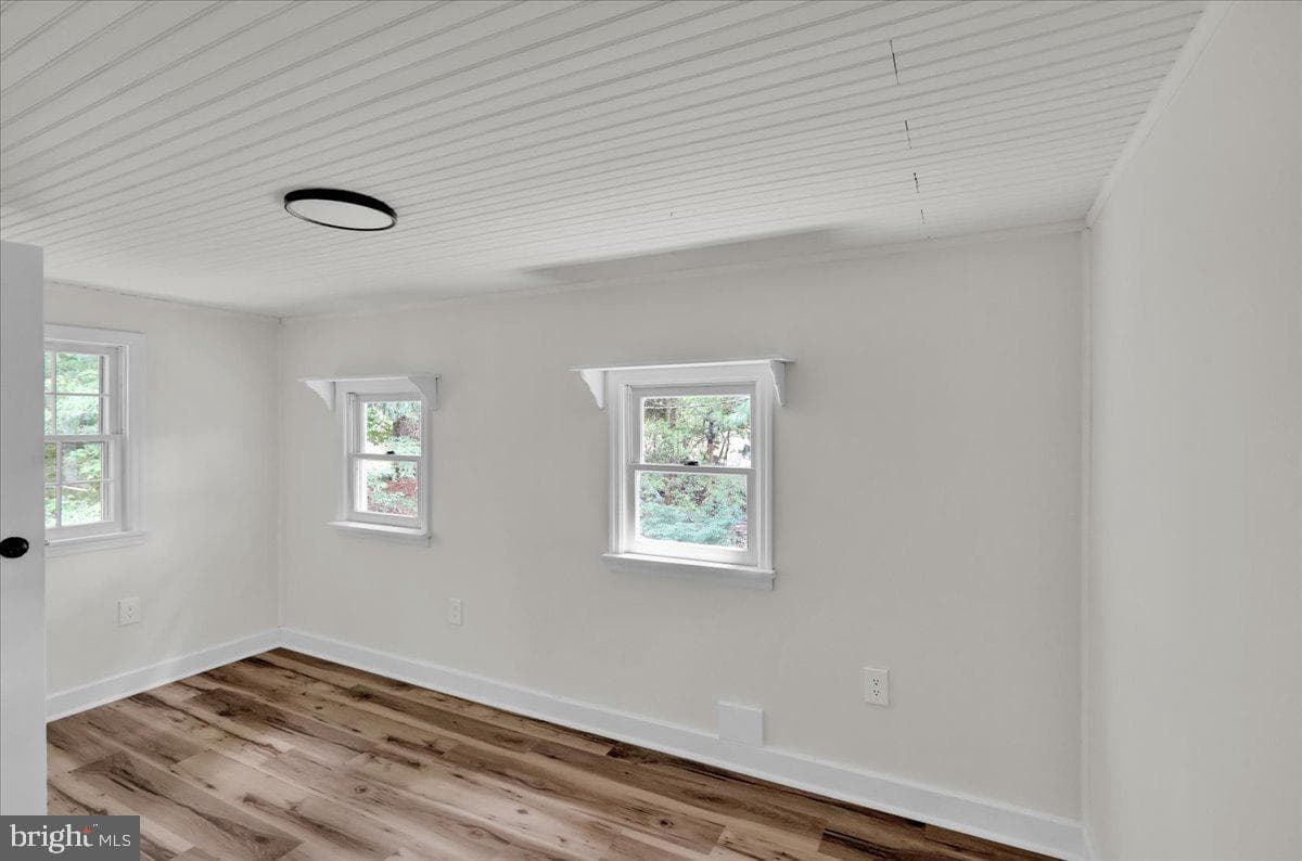 843 Ridgeway Road photo 48
