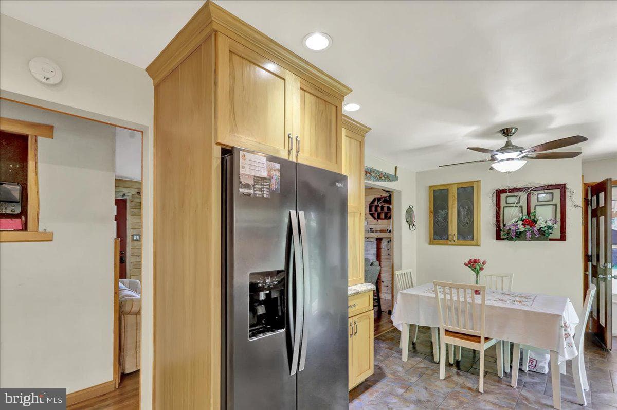 570 Walnut Road photo 13